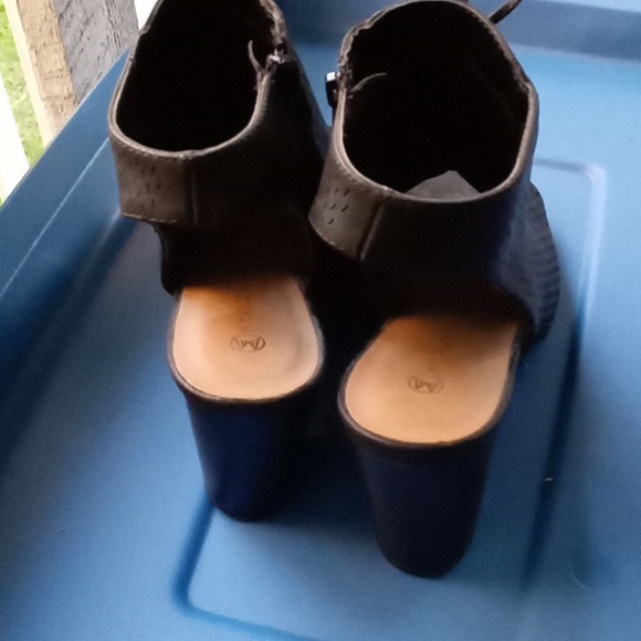 Harlow shoes - Picture 2 of 5